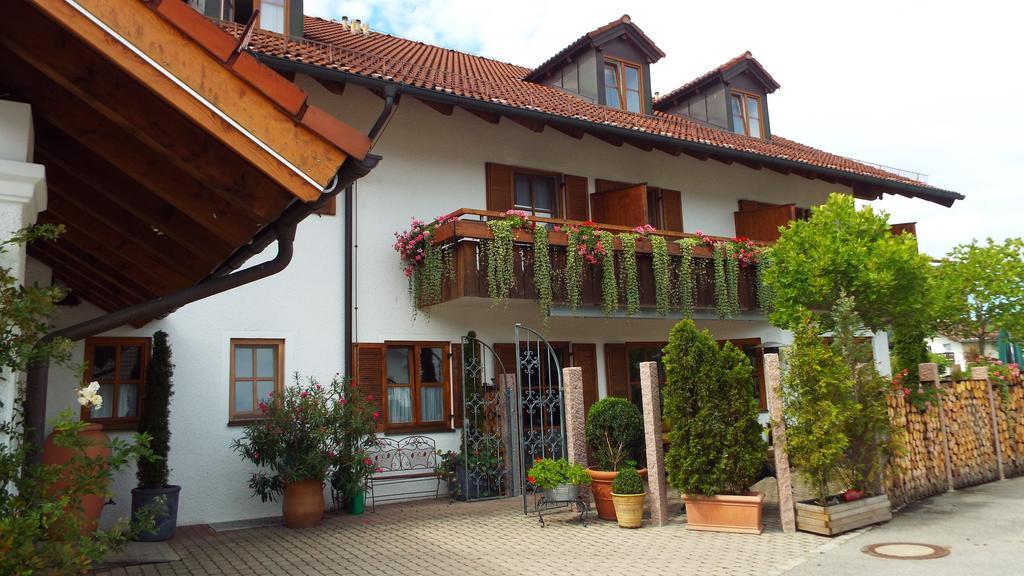 Hotel Isartaler Hof Волфратсхаузен Екстериор снимка