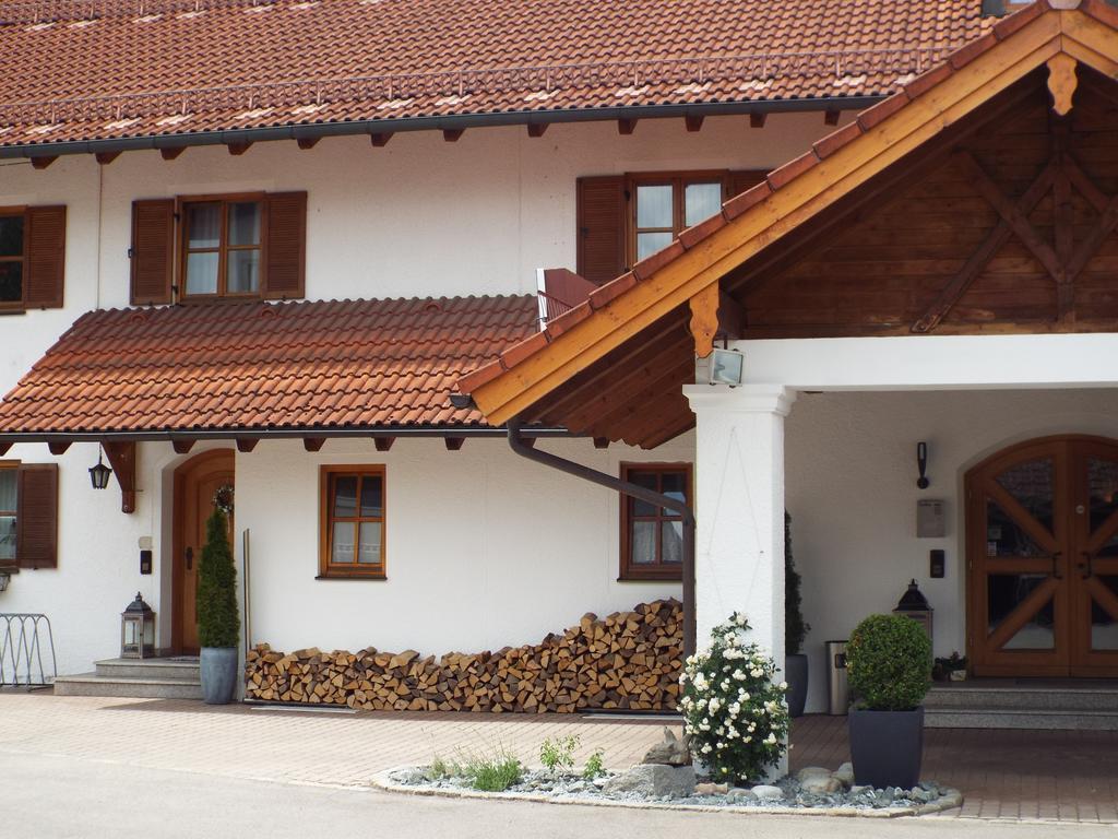 Hotel Isartaler Hof Волфратсхаузен Екстериор снимка